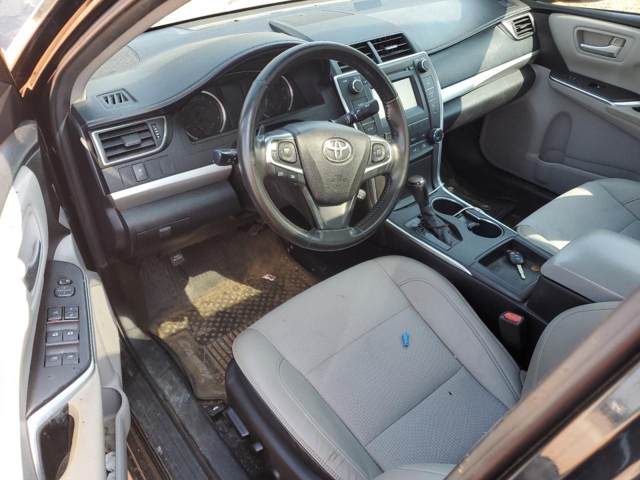 2016 TOYOTA CAMRY