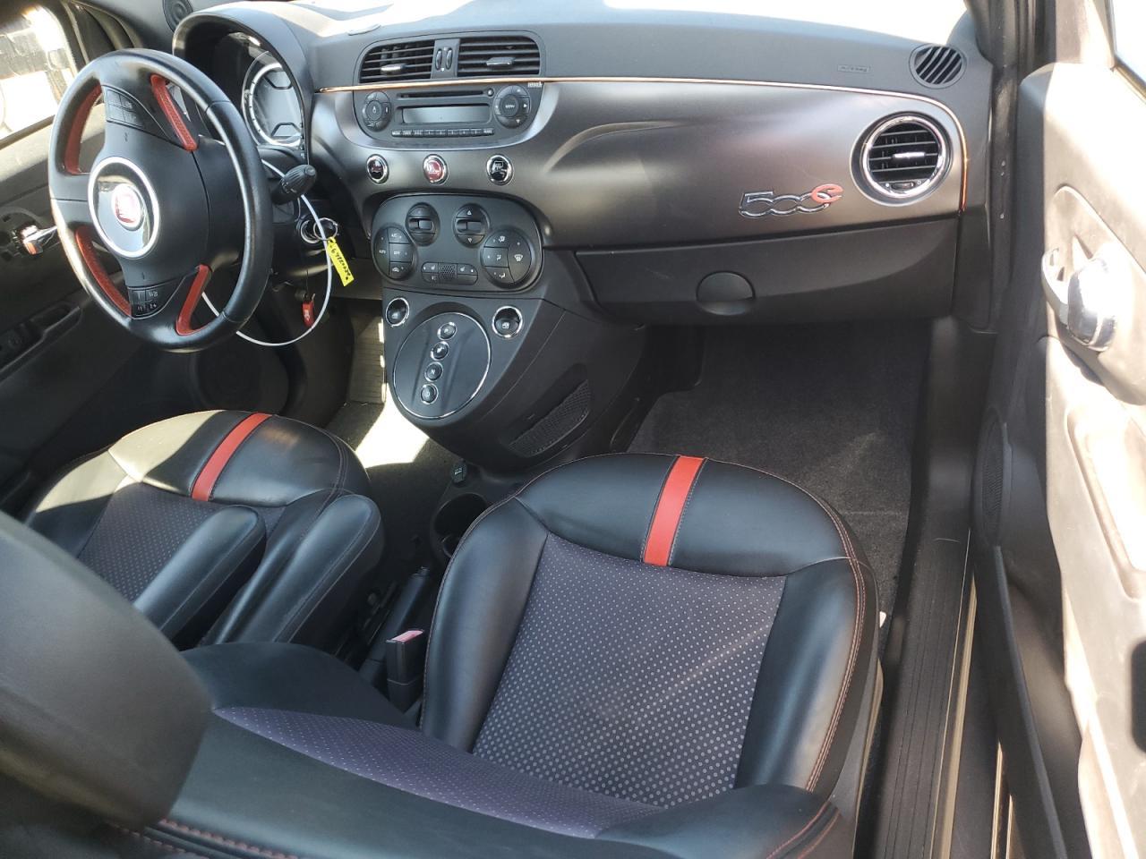 2015 FIAT 500