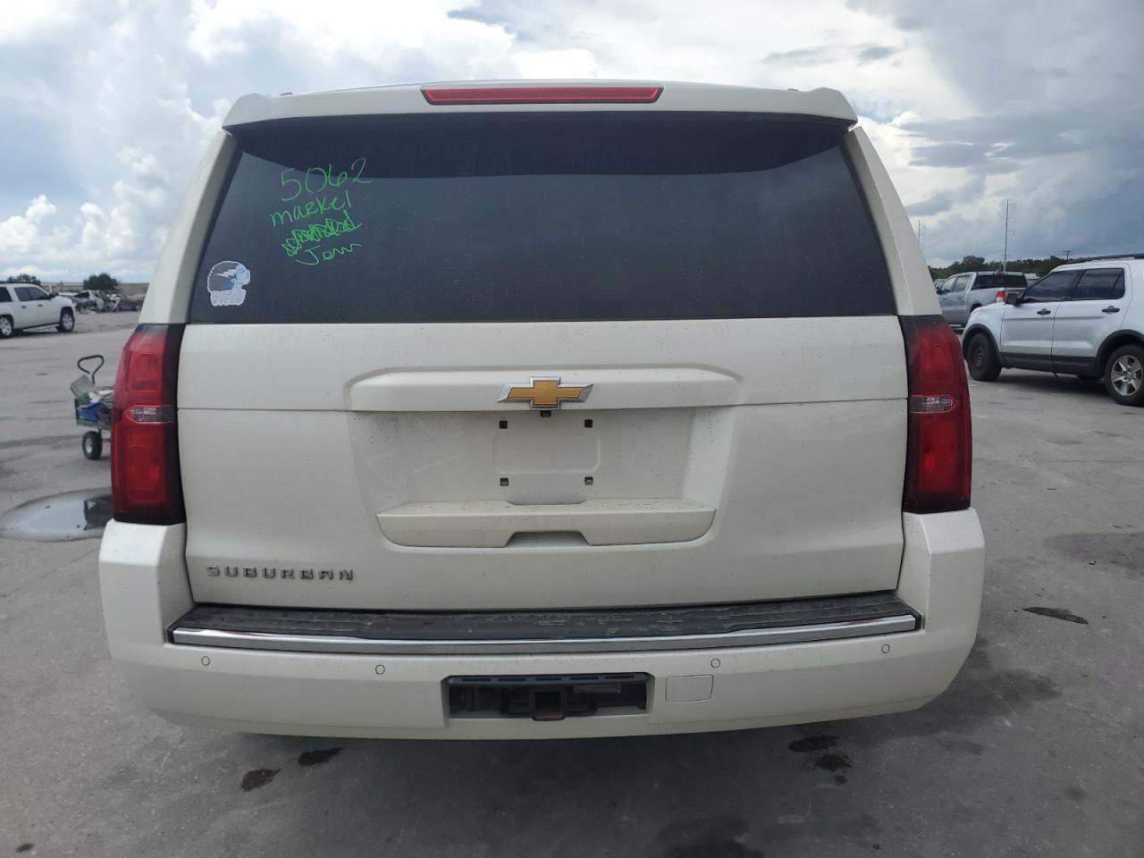 2015 CHEVROLET Suburban