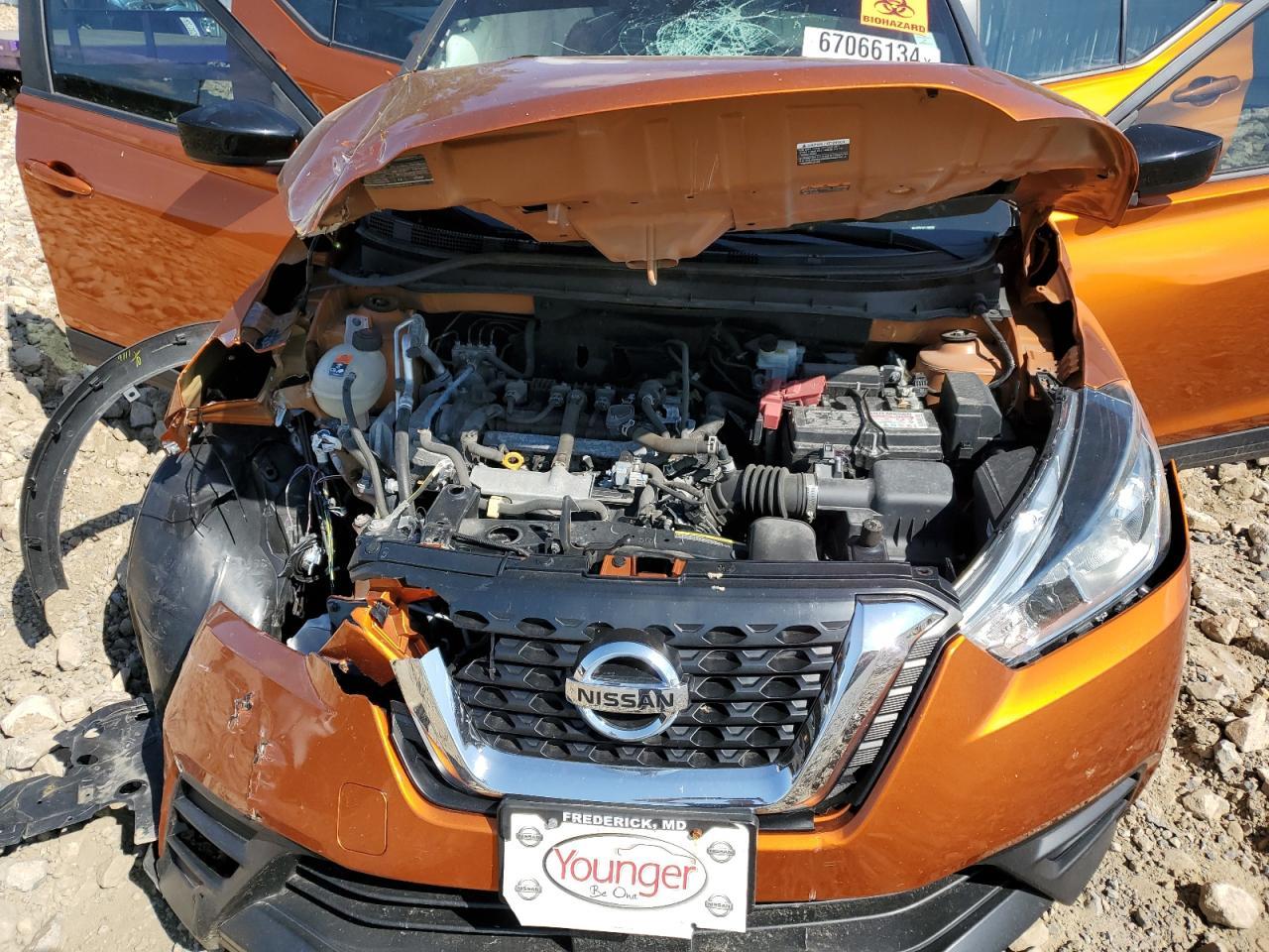 2020 NISSAN KICKS
