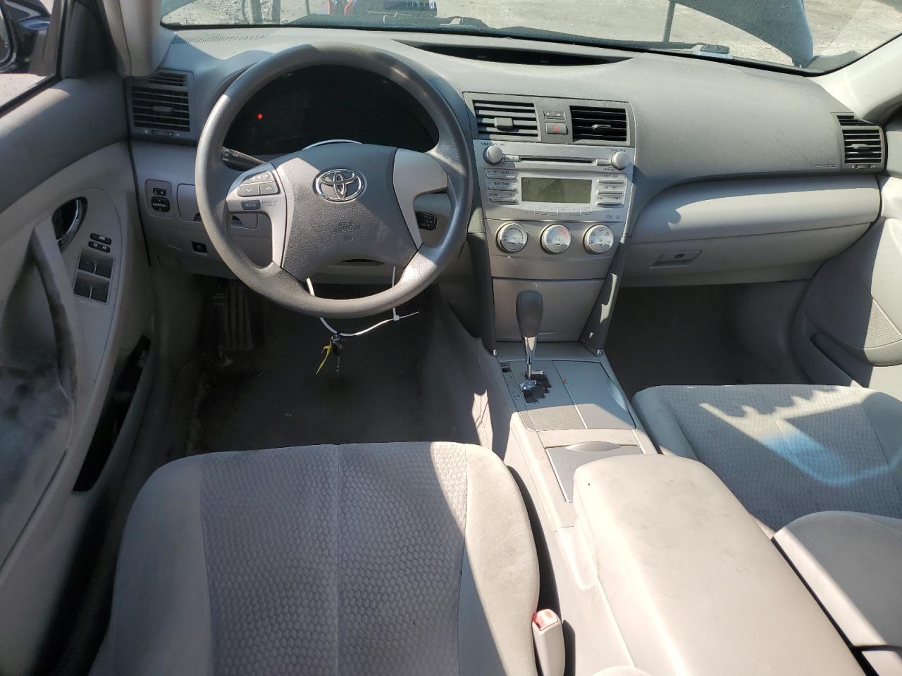 2011 TOYOTA CAMRY