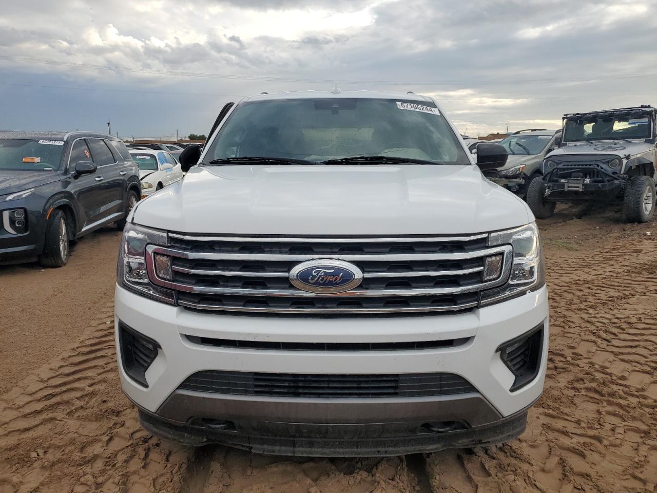 2020 FORD Expedition