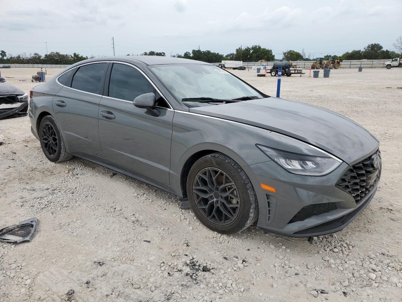 2023 HYUNDAI SONATA