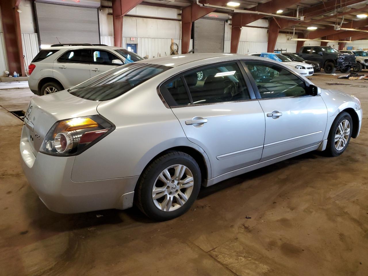 2010 NISSAN ALTIMA