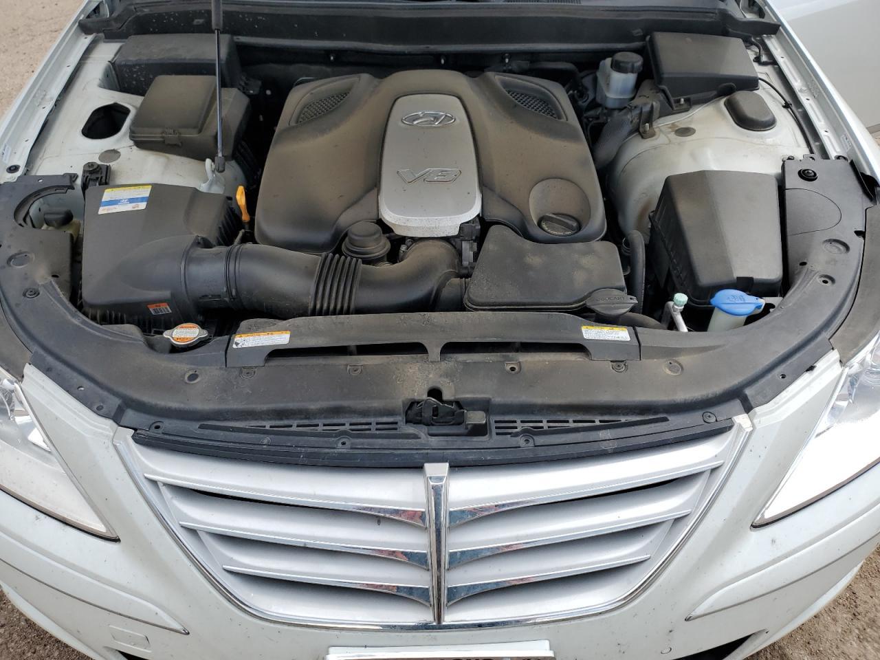 2011 HYUNDAI GENESIS