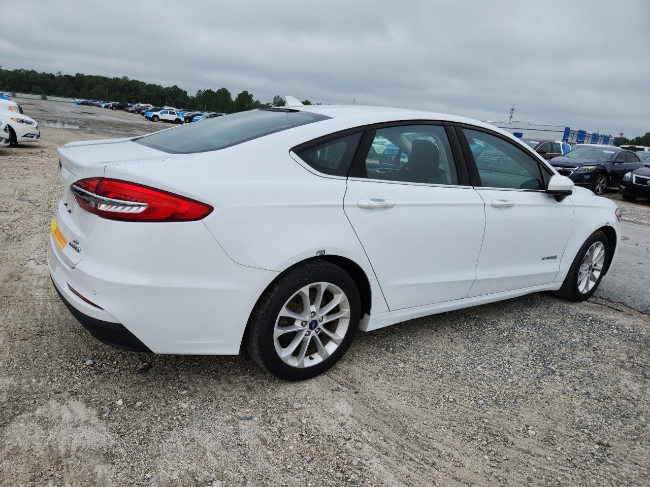 2019 FORD FUSION