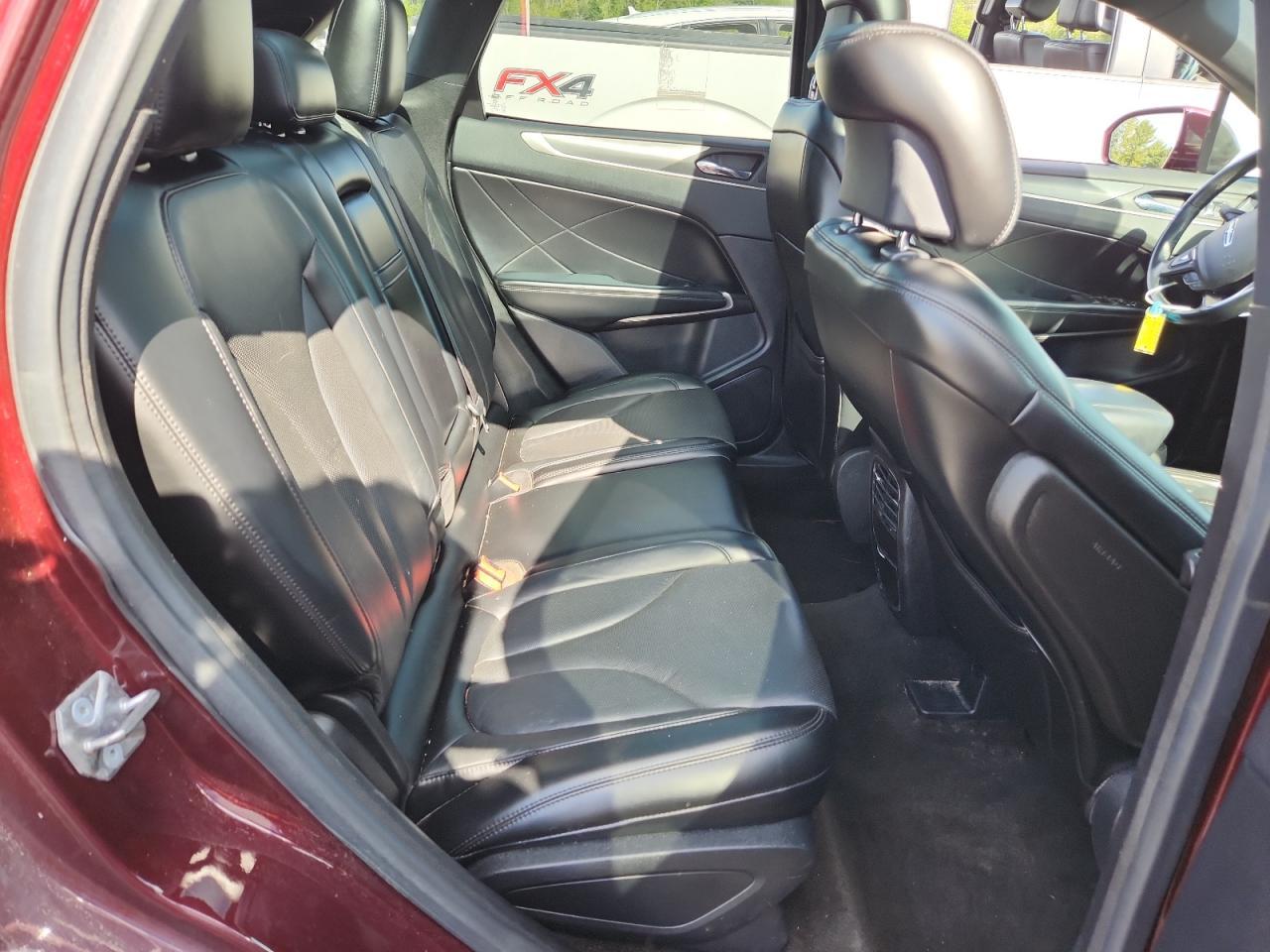2016 LINCOLN MKC
