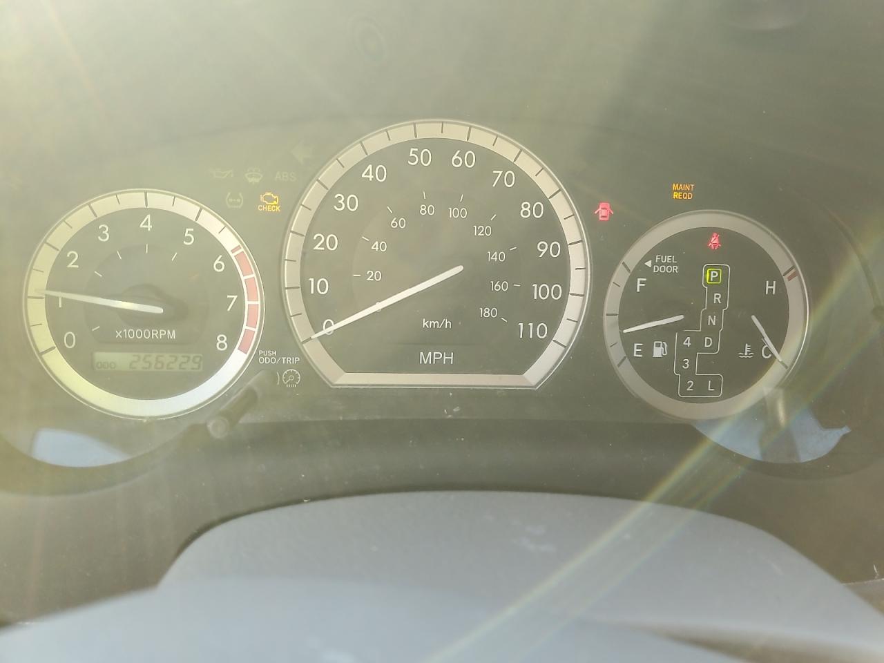 2004 TOYOTA SIENNA