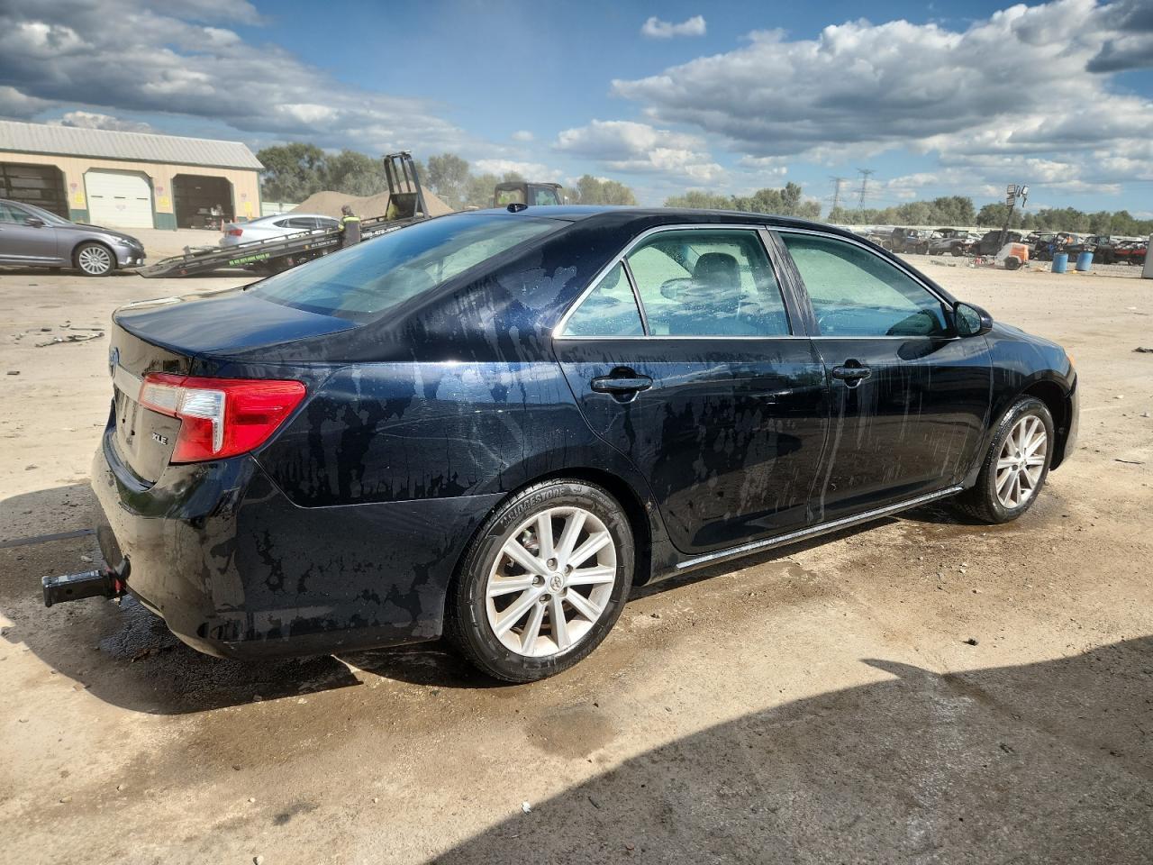 2012 TOYOTA CAMRY