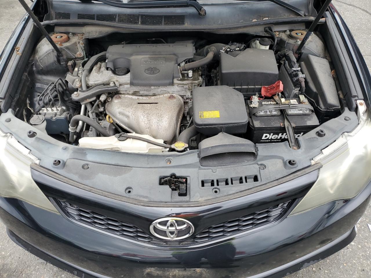 2014 TOYOTA CAMRY