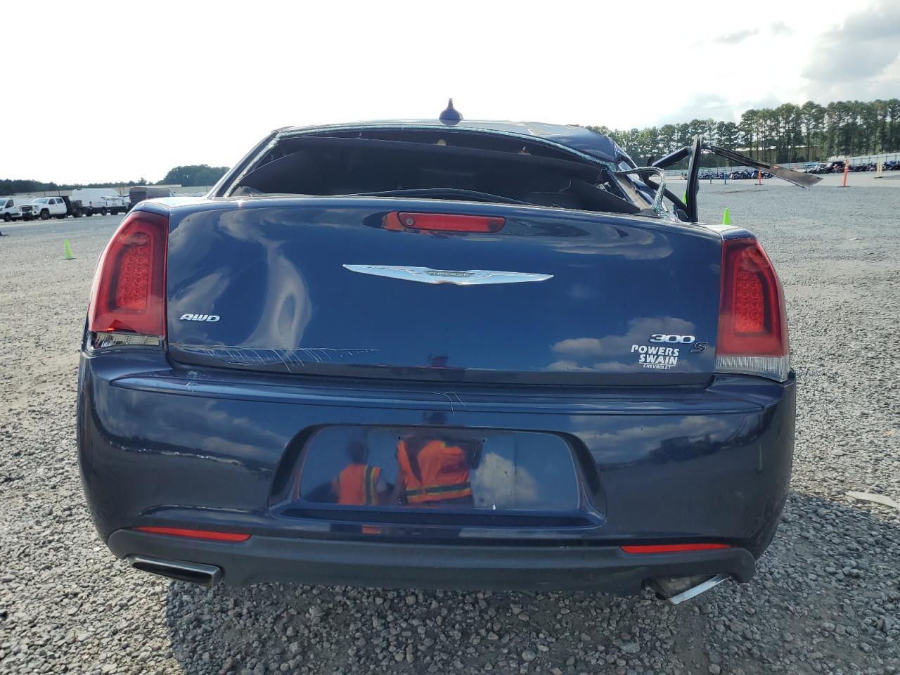 2016 CHRYSLER 300