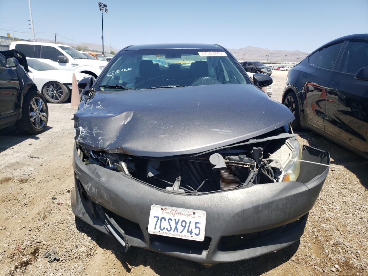 2014 TOYOTA CAMRY