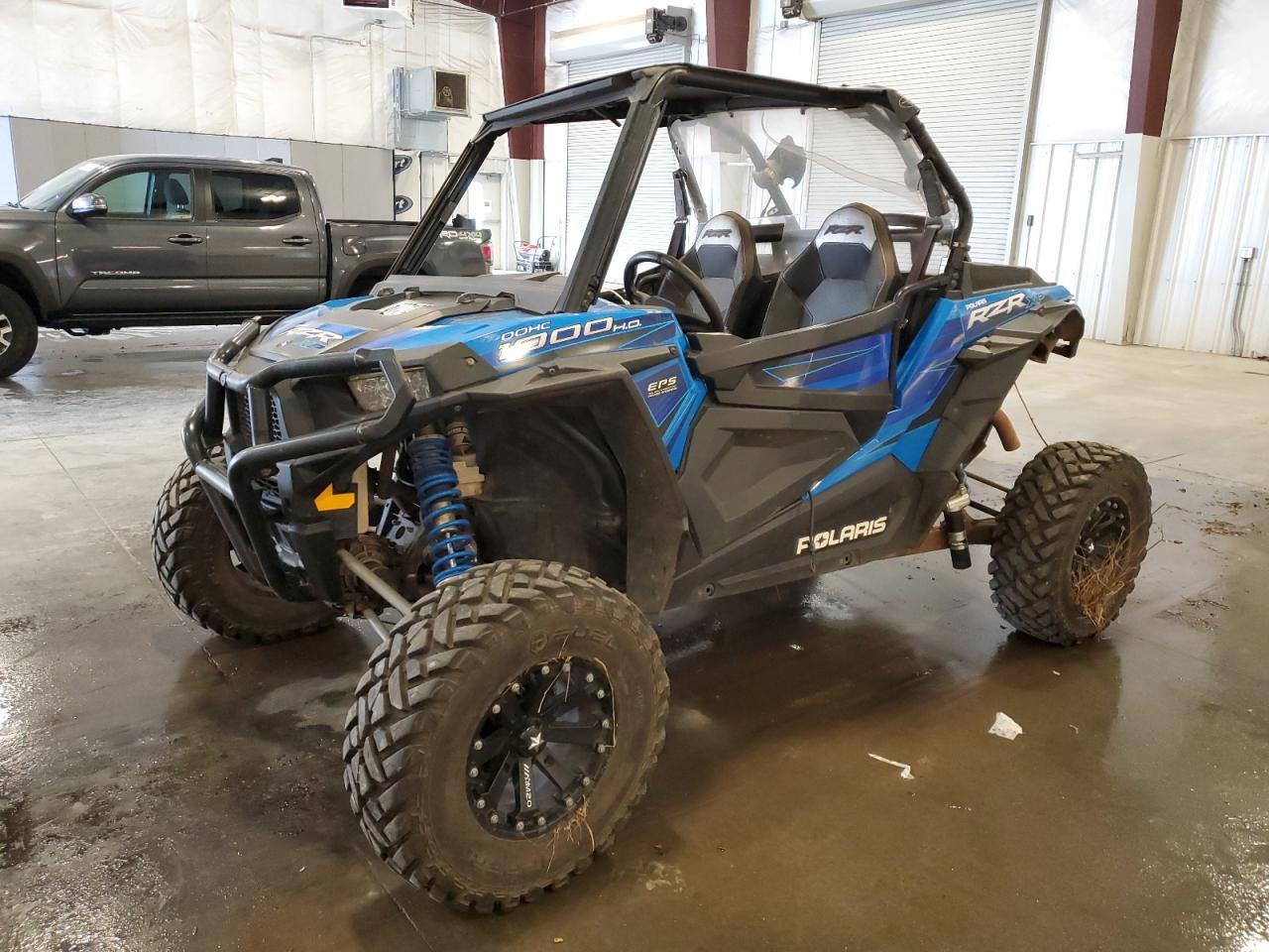 2015 POLARIS Rzr