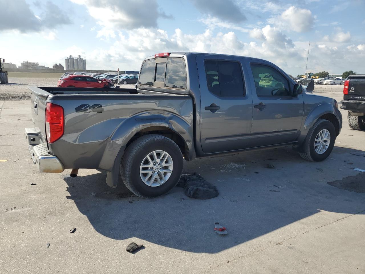 2021 NISSAN Frontier