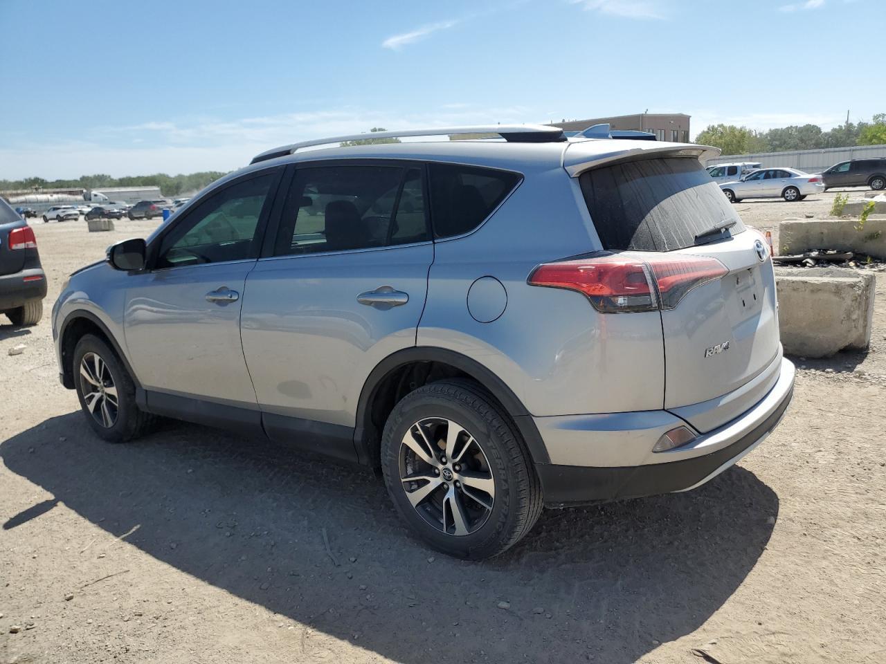 2016 TOYOTA RAV4