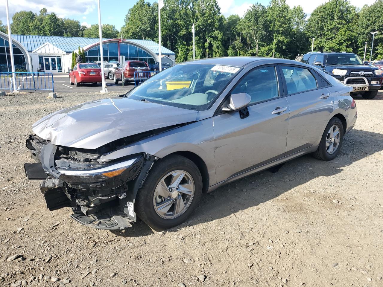 2024 HYUNDAI ELANTRA