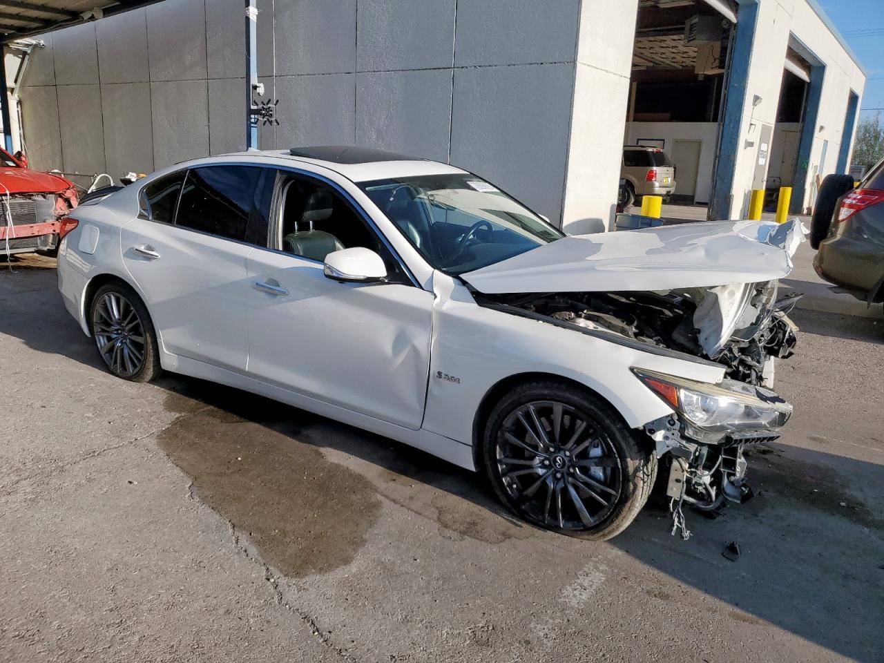 2016 INFINITI Q50