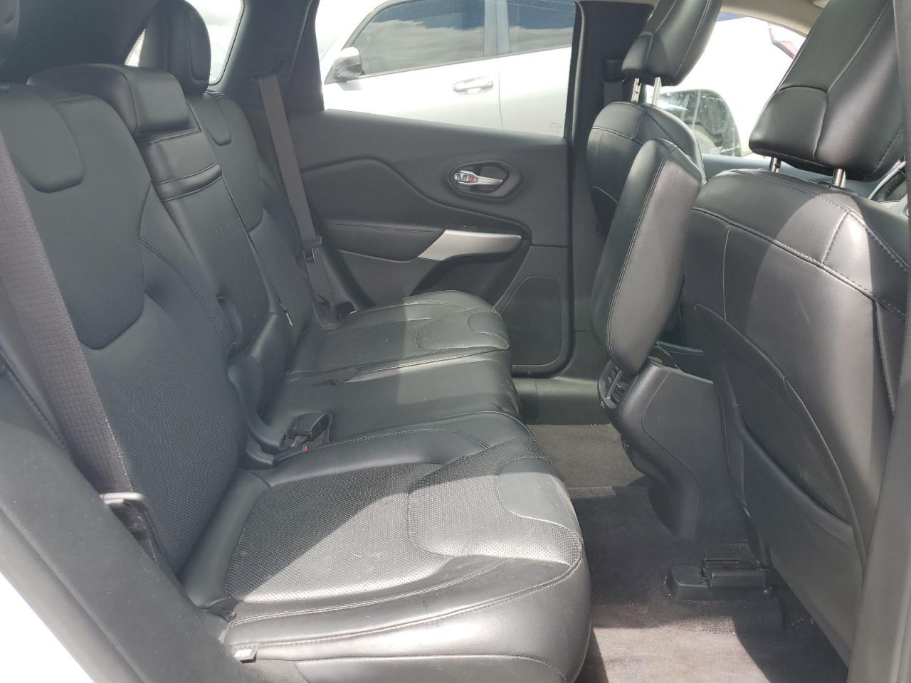 2016 JEEP CHEROKEE