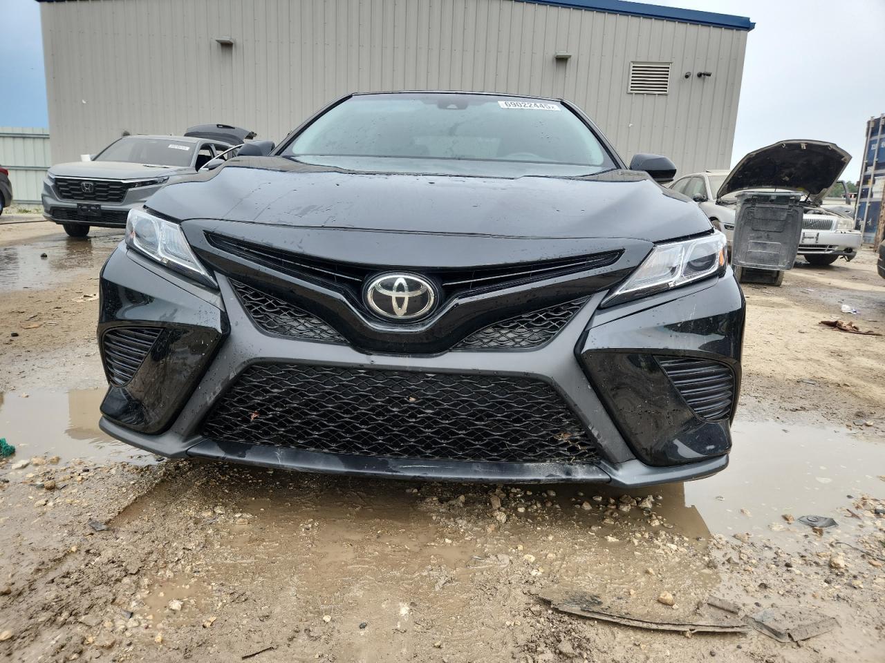 2018 TOYOTA CAMRY