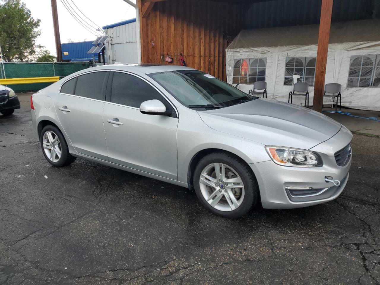 2014 VOLVO S60