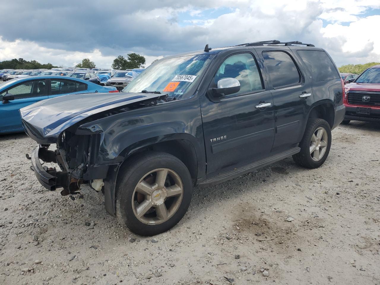 2013 CHEVROLET Tahoe