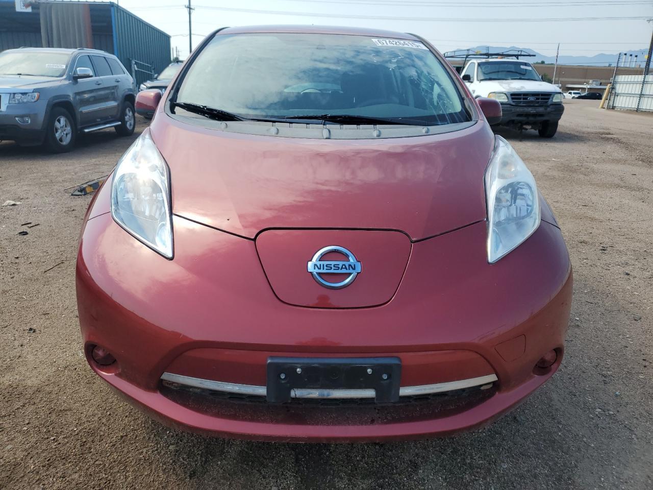 2015 NISSAN LEAF