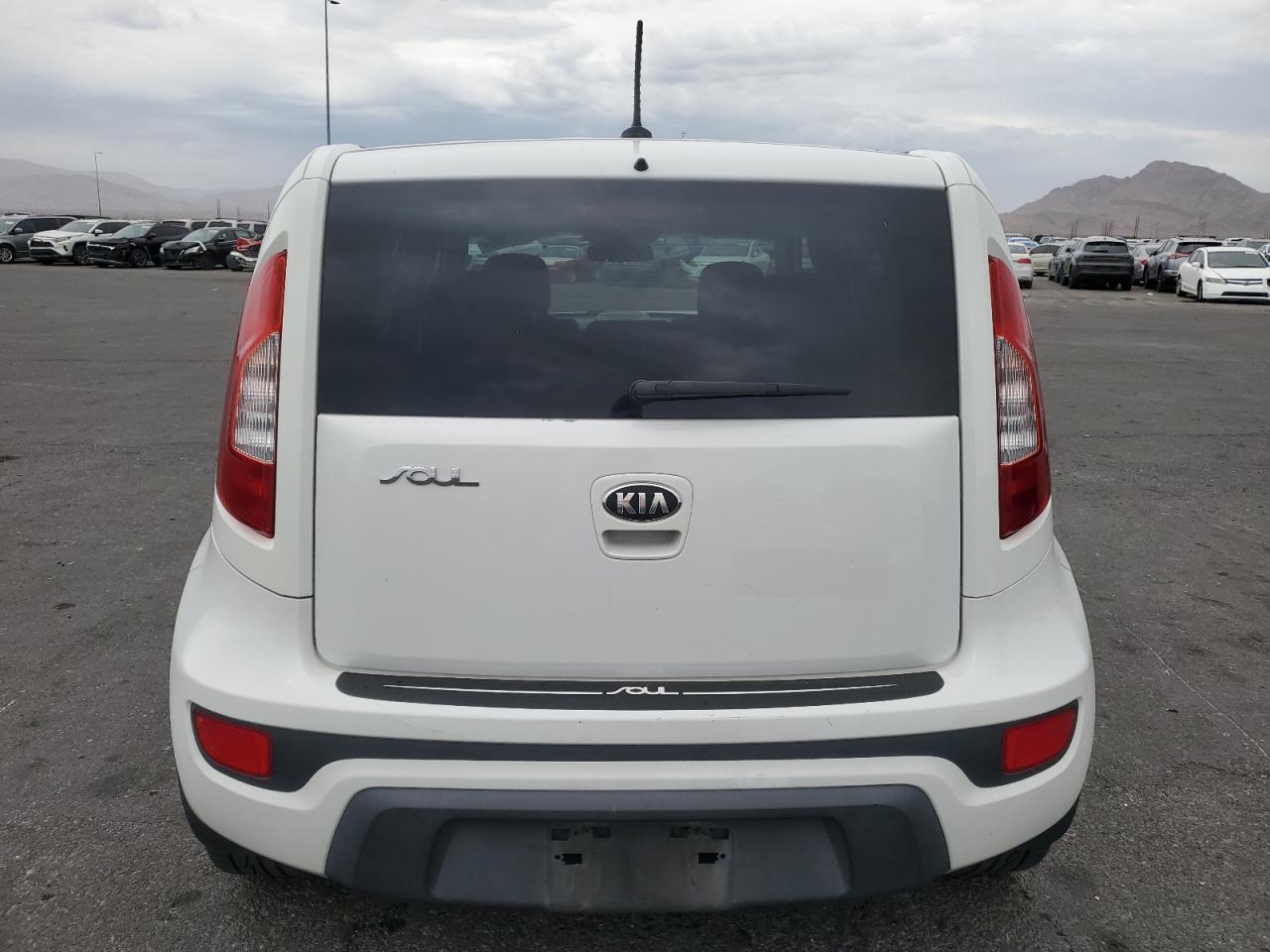 2013 KIA SOUL