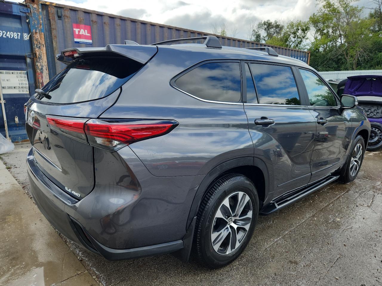 2023 TOYOTA HIGHLANDER