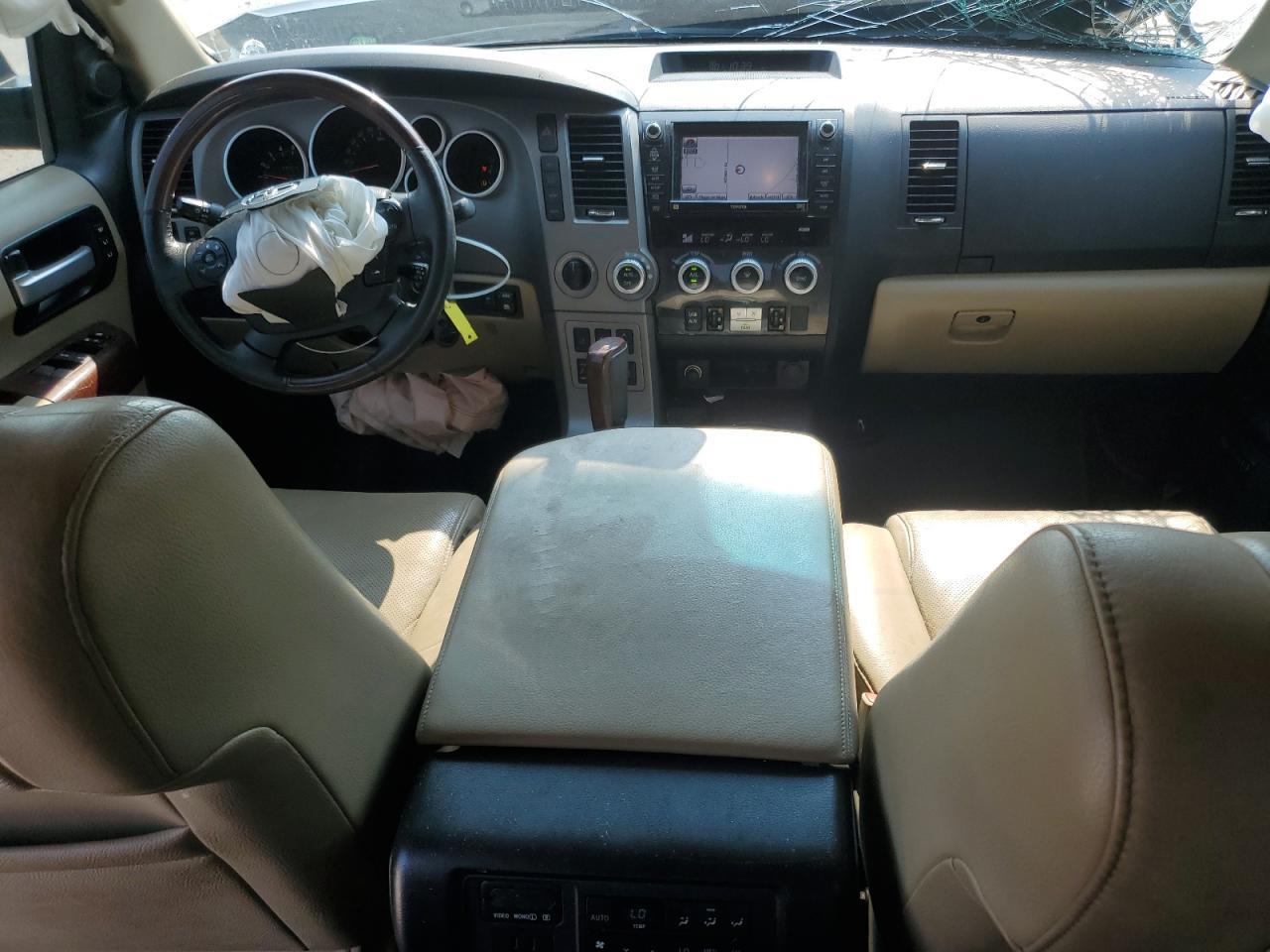 2012 TOYOTA Sequoia