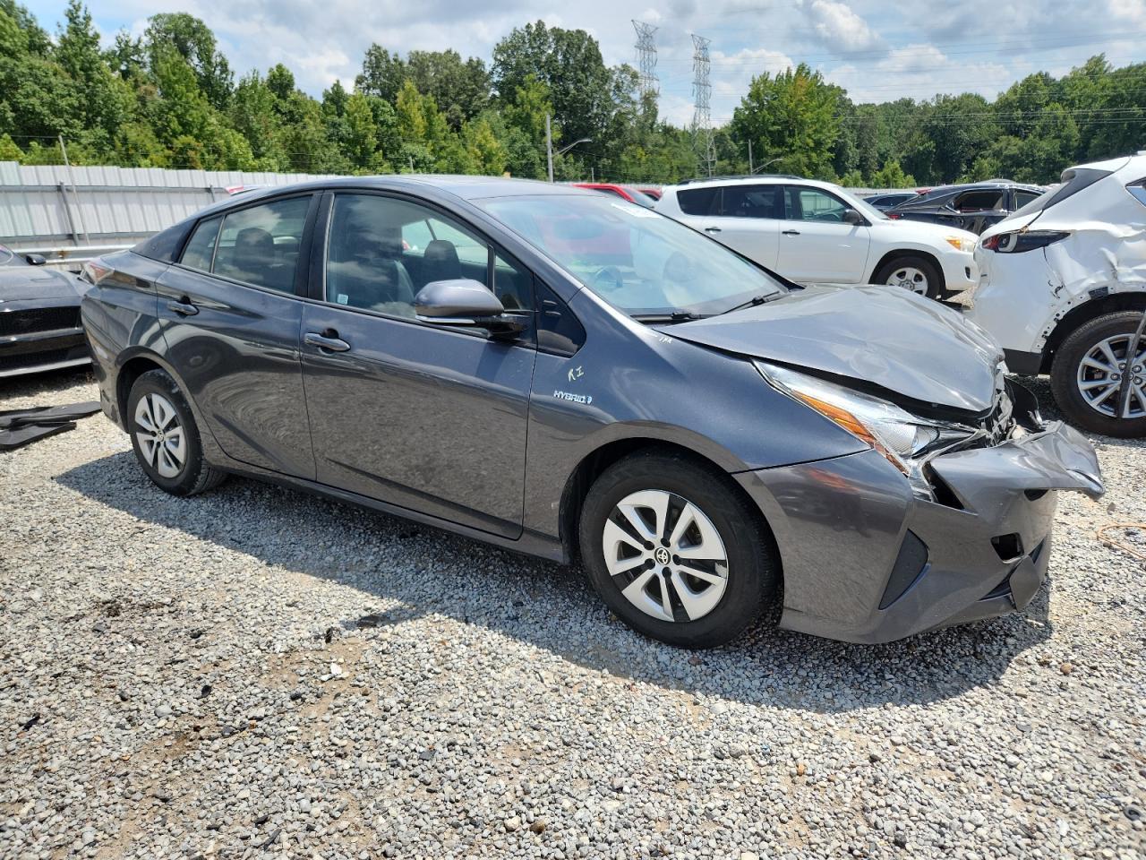 2016 TOYOTA PRIUS