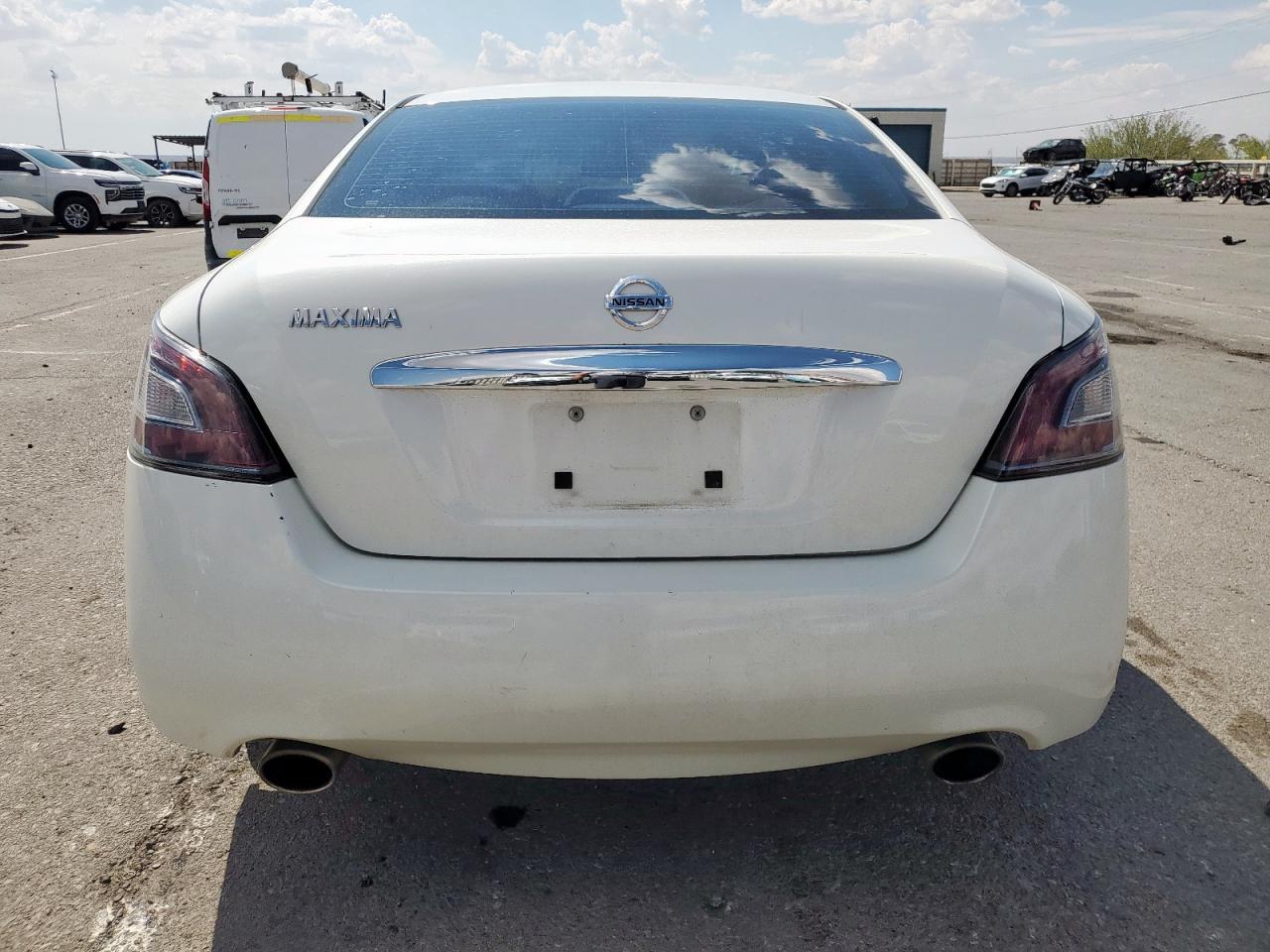 2014 NISSAN Maxima