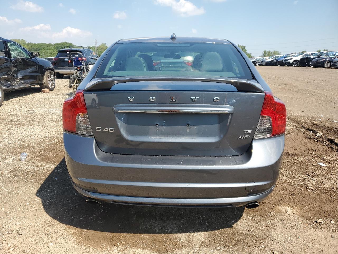 2009 VOLVO S40