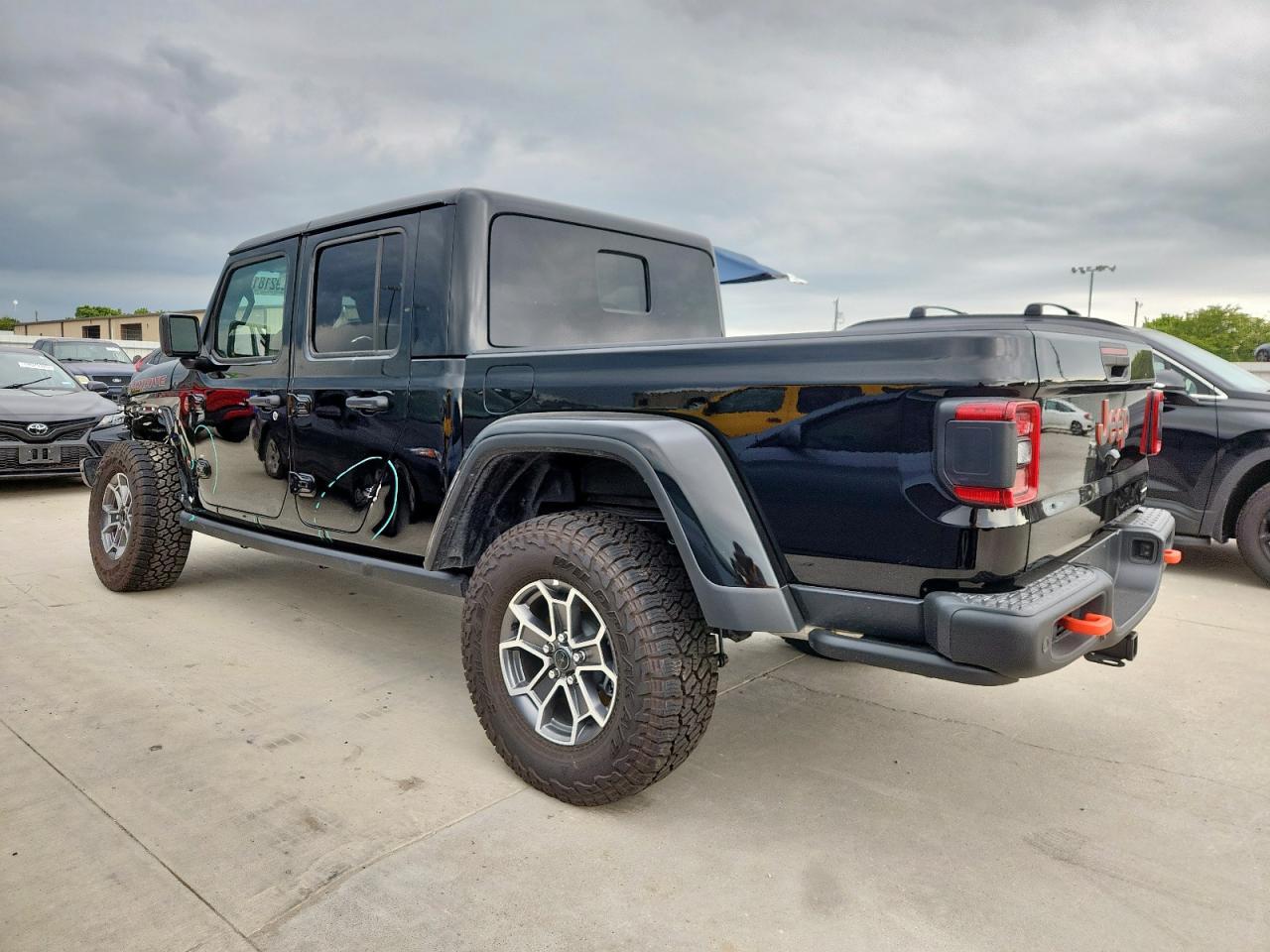 2025 JEEP Gladiator