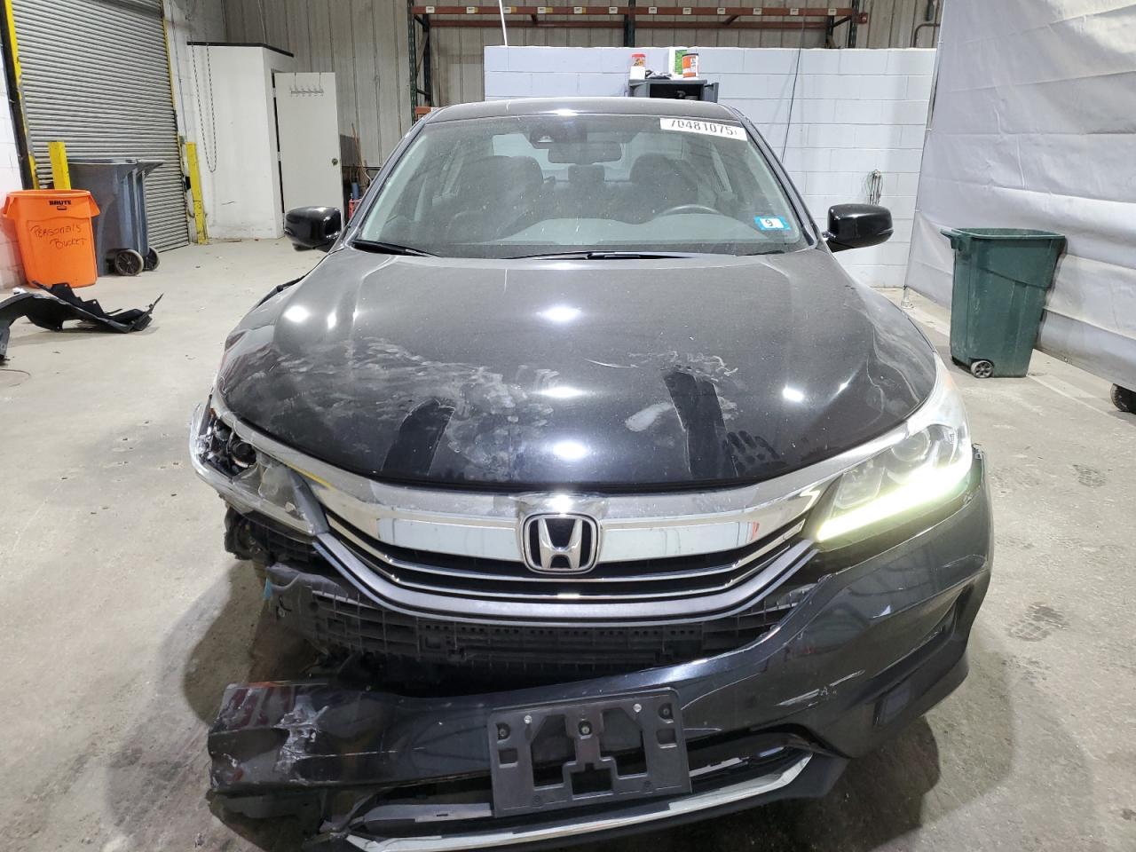 2017 HONDA ACCORD