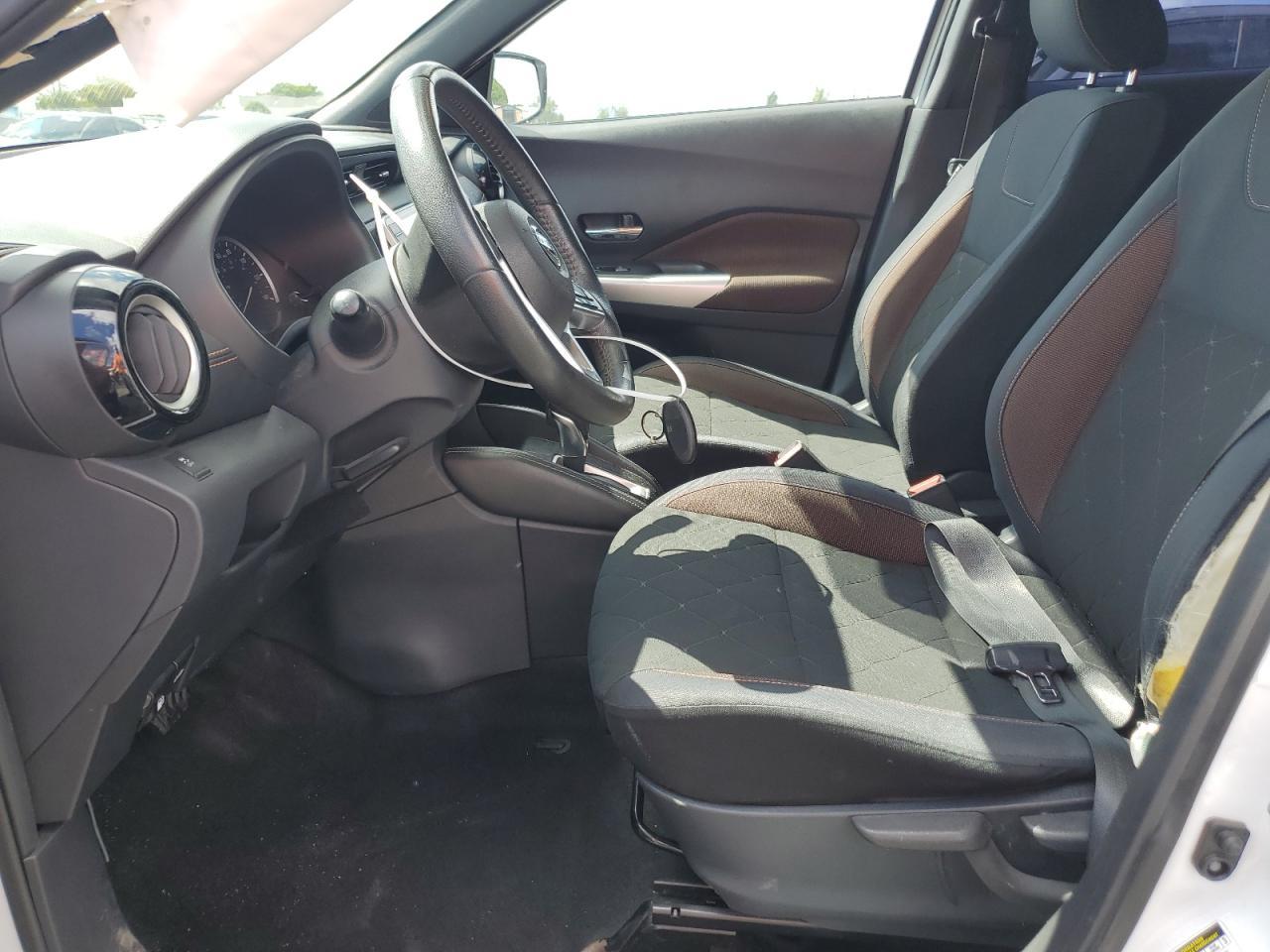 2018 NISSAN KICKS