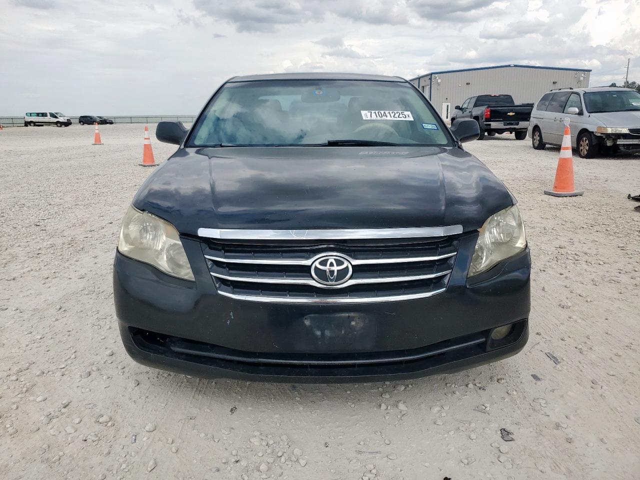 2007 TOYOTA Avalon