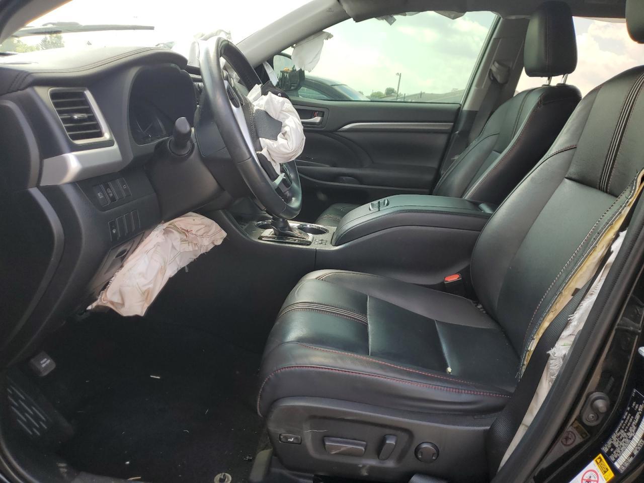 2019 TOYOTA HIGHLANDER
