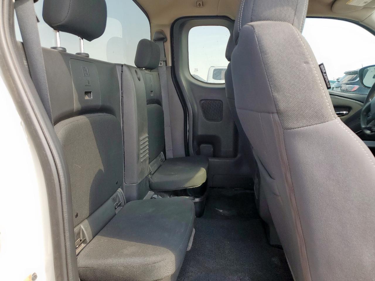 2023 NISSAN Frontier