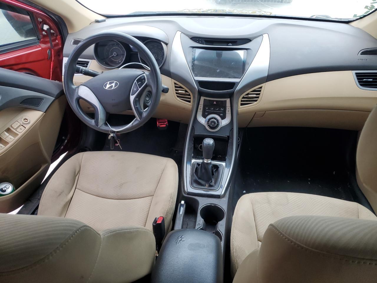 2012 HYUNDAI ELANTRA