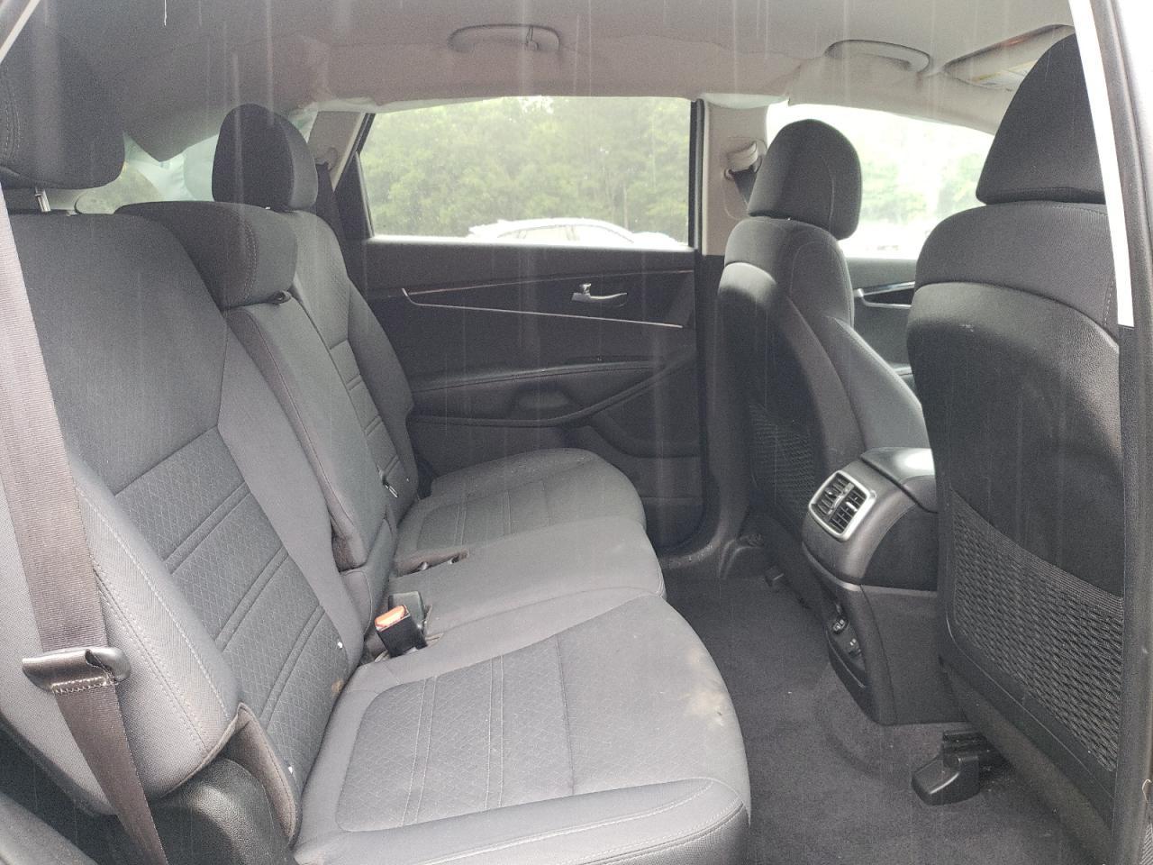 2017 KIA SORENTO
