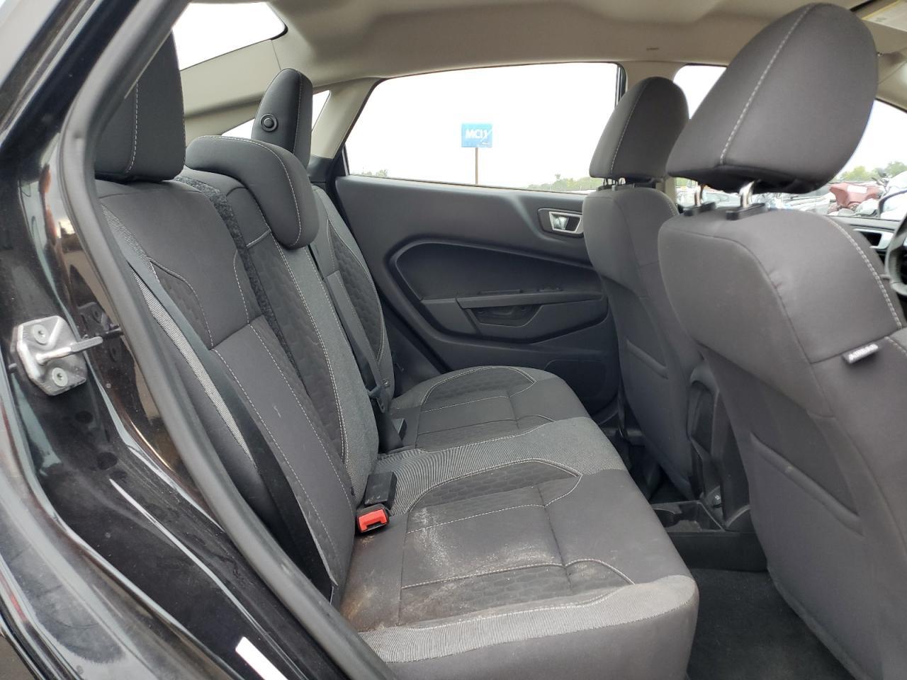 2015 FORD Fiesta