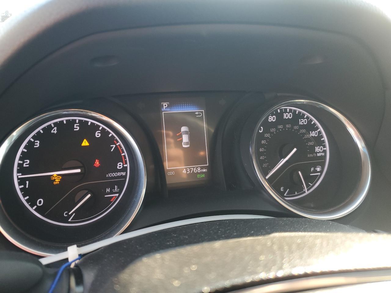 2019 TOYOTA CAMRY