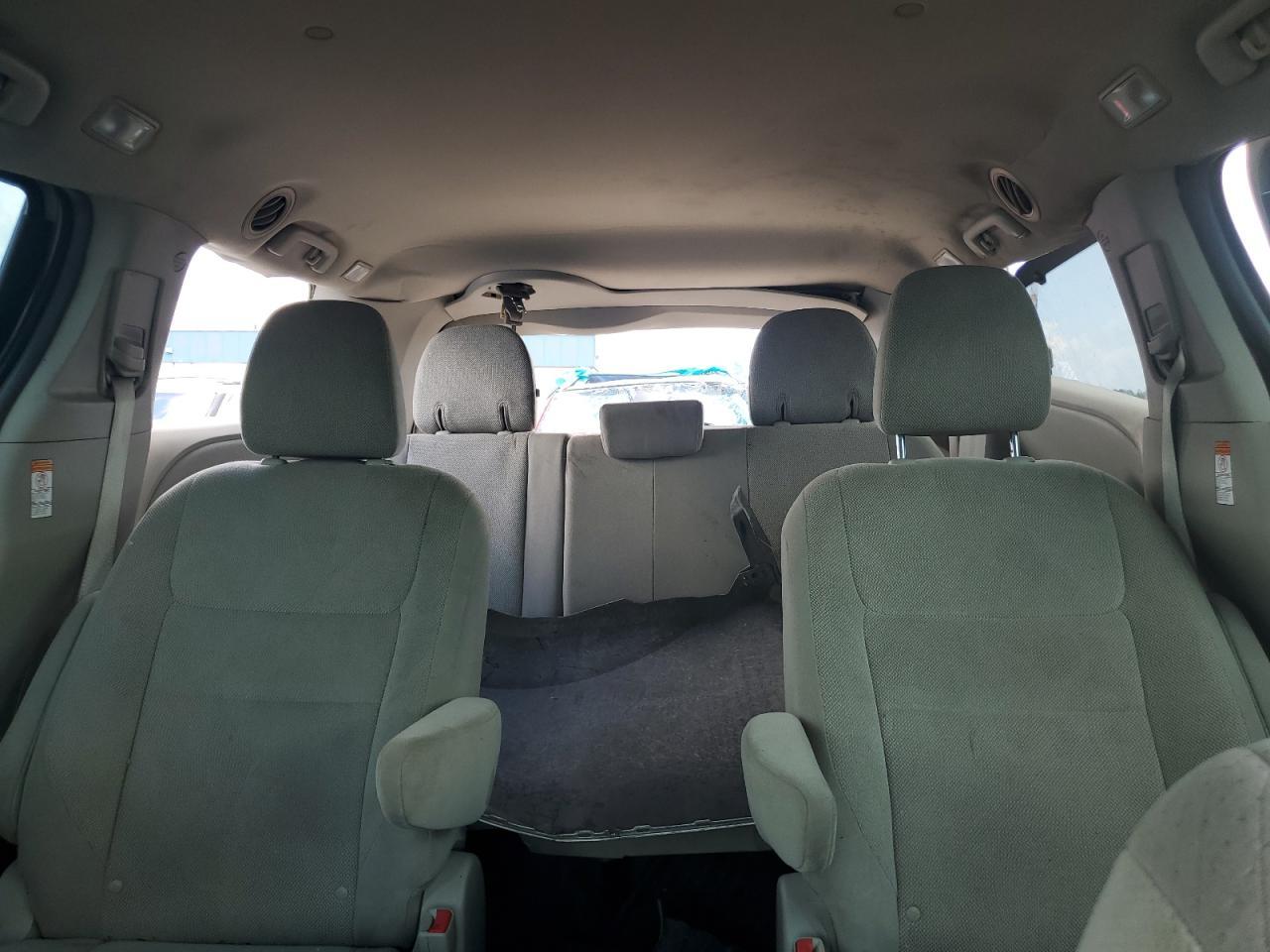 2017 TOYOTA SIENNA