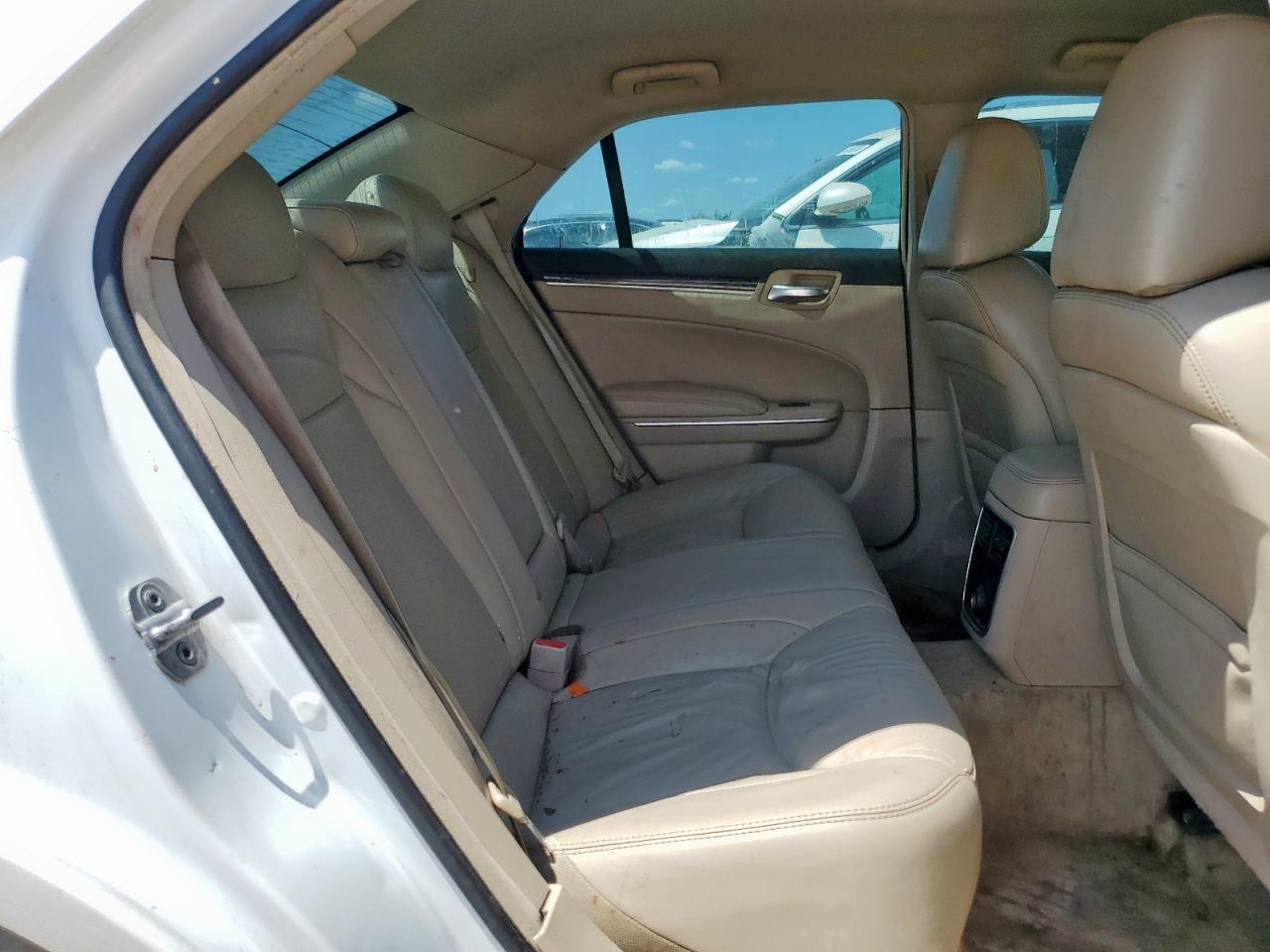 2012 CHRYSLER 300