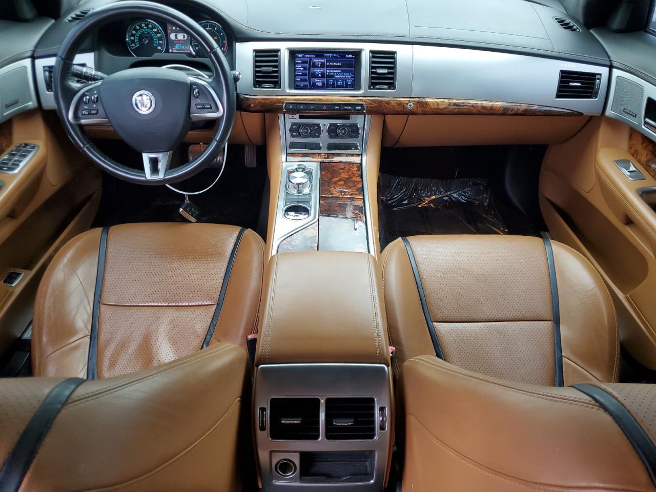 2013 JAGUAR XF