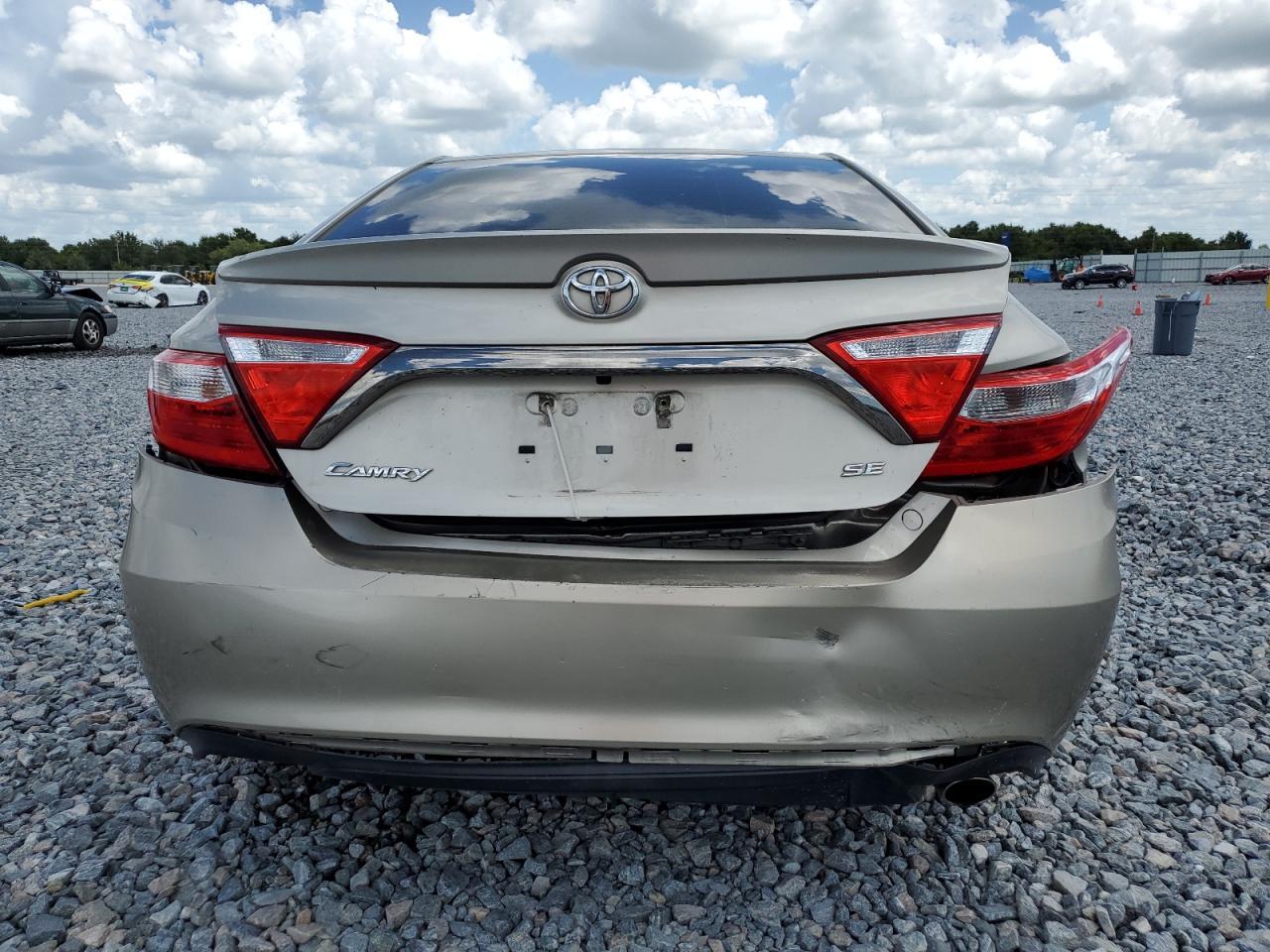 2015 TOYOTA CAMRY