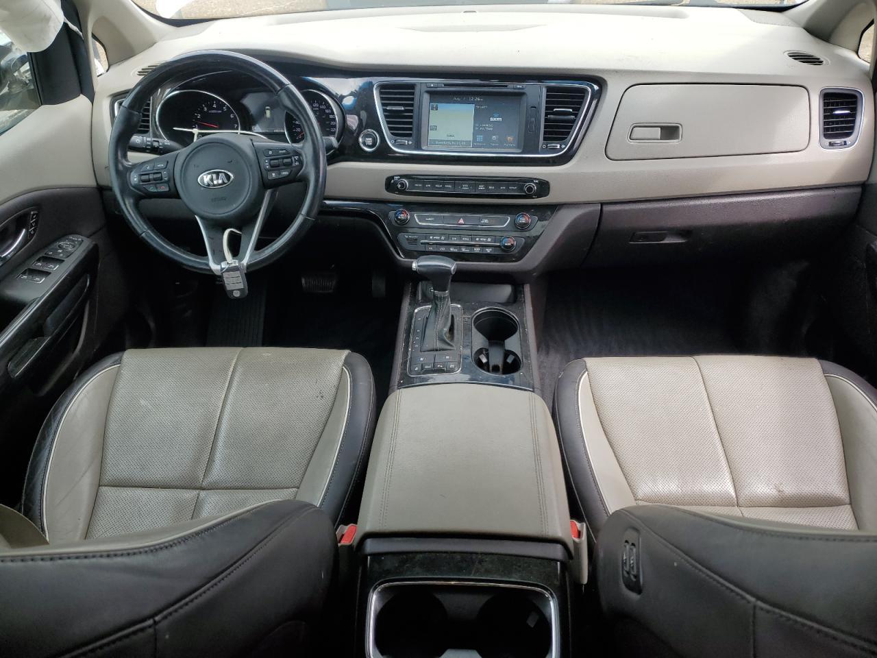 2017 KIA SEDONA