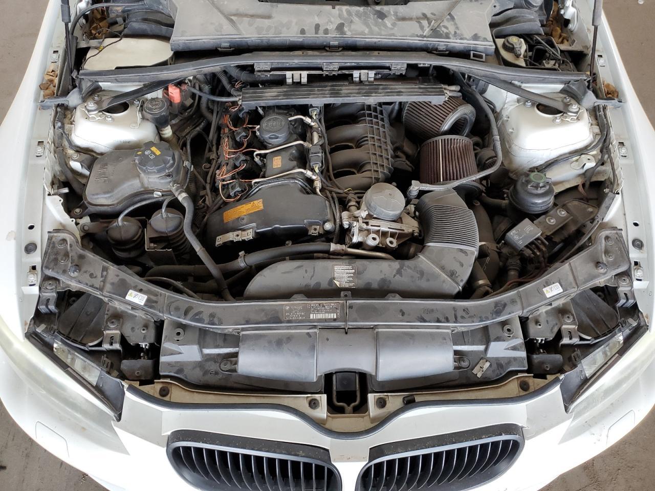 2011 BMW 3 SERIES