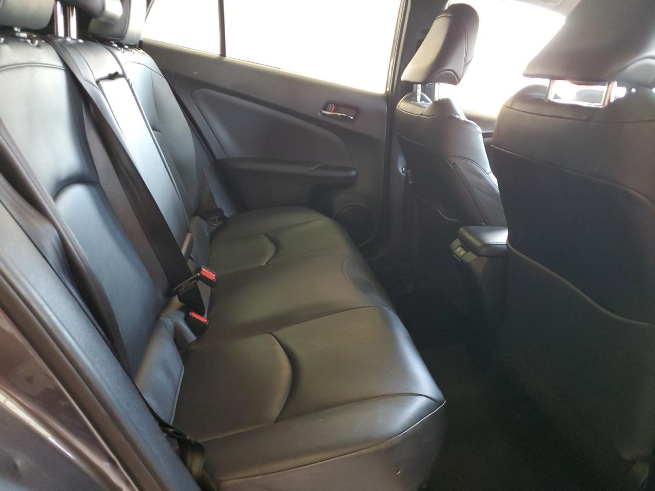 2020 TOYOTA PRIUS
