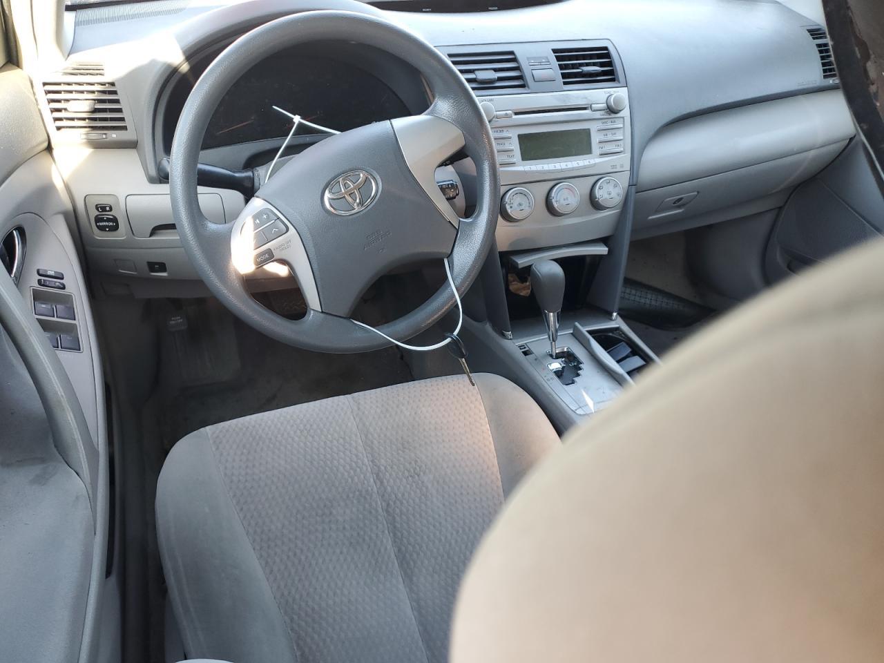 2010 TOYOTA CAMRY